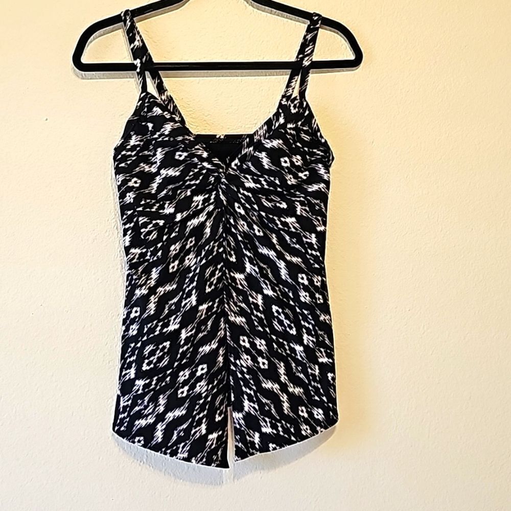 - Miraclesuit Labyrinth Love Knot Sweetheart Underwire Tankini Top,Black,…
